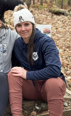 [MP-30614-C-M-6] Anillo XV Años de Corazon con Piedras Multicolor de Oro Laminado 14K